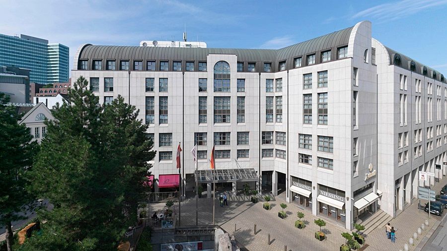 Hamburg Marriott Hotel Exterior photo